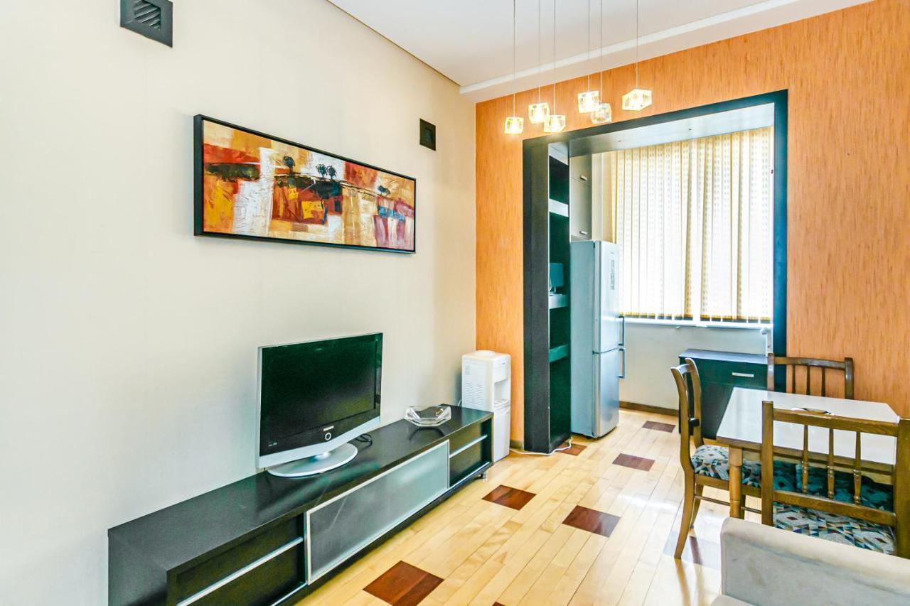Lovely Sweet Apartment บากู ภายนอก รูปภาพ